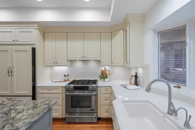 2552 E Alameda Avenue #32, Denver, CO 80209 - Photo 15