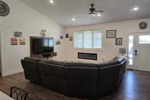 1245 Jasmine St, Burlington, CO 80807 - Photo 5
