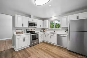 8384 W Arizona Dr, Lakewood, CO 80232 - Photo 9