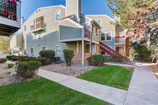 962 S Dearborn Way, Aurora, CO 80012 - Photo 3
