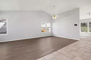 18967 E Mercer Dr, Aurora, CO 80013 - Photo 3