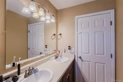 16568 E Lasalle Place, Aurora, CO 80013 - Photo 23