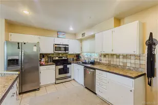 16568 E Lasalle Pl, Aurora, CO 80013 - Photo 15