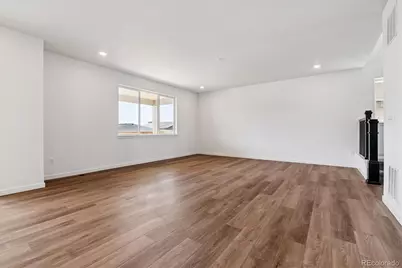 25010 E 42nd Avenue, Aurora, CO 80019 - Photo 5