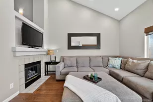 12995 W 63rd Pl, Arvada, CO 80004 - Photo 5