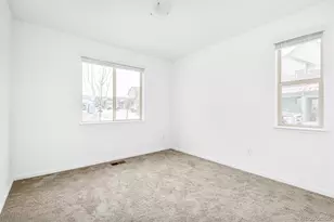3692 S Lisbon Ct, Aurora, CO 80013 - Photo 3