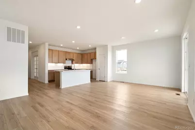 11124 Xanadu Street, Commerce City, CO 80022 - Photo 3