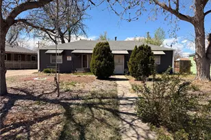 815 Zion St, Aurora, CO 80011 - Photo 1