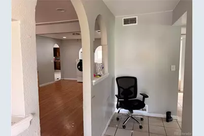 815 Zion Street, Aurora, CO 80011 - Photo 5