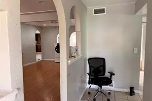 815 Zion St, Aurora, CO 80011 - Photo 5