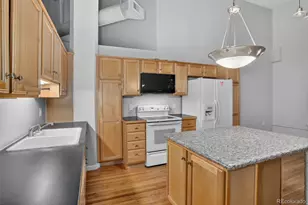 1555 California St, Denver, CO 80202 - Photo 11