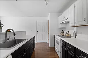 23317 E Saratoga Cir, Aurora, CO 80016 - Photo 13