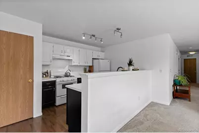 23317 E Saratoga Circle, Aurora, CO 80016 - Photo 11