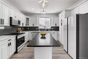 17252 Parkside Dr, Commerce City, CO 80022 - Photo 11