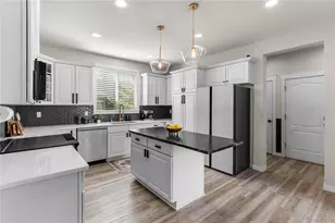 17252 Parkside Dr, Commerce City, CO 80022 - Photo 11