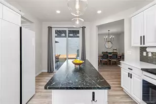 17252 Parkside Dr, Commerce City, CO 80022 - Photo 9