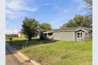 722 Pawnee Avenue, Flagler, CO 80815 - Photo 3