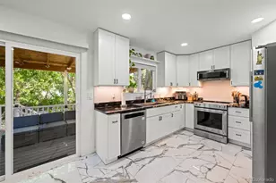 12147 E Hawaii Dr, Aurora, CO 80012 - Photo 9