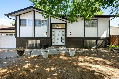 12147 E Hawaii Drive, Aurora, CO 80012 - Photo 3