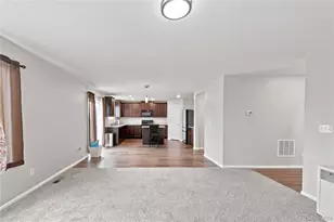 47363 Lilac Ave, Bennett, CO 80102 - Photo 9