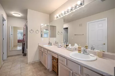 7844 S Zante Court, Aurora, CO 80016 - Photo 17