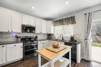 24702 E Hoover Place, Aurora, CO 80016 - Photo 5