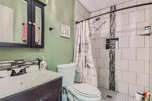 10211 Ura Ln, Thornton, CO 80260 - Photo 9