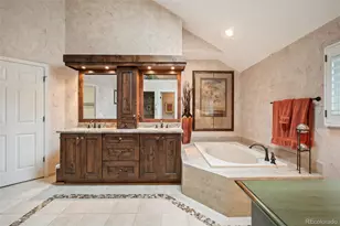 8505 E Temple Dr, Denver, CO 80237 - Photo 25