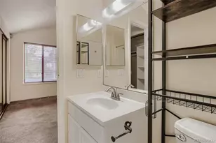10223 E Peakview Ave, Englewood, CO 80111 - Photo 21