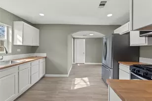 675 Knox Ct, Denver, CO 80204 - Photo 11