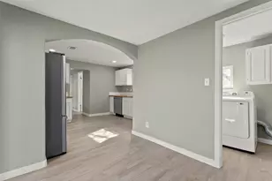 675 Knox Ct, Denver, CO 80204 - Photo 15