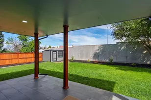 3630 S Hillcrest Dr, Denver, CO 80237 - Photo 35