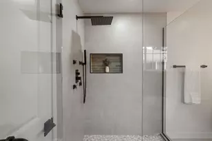 3630 S Hillcrest Dr, Denver, CO 80237 - Photo 23