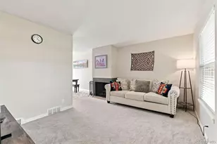 1935 S Peoria St, Aurora, CO 80014 - Photo 5