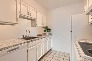 7665 E Eastman Ave, Denver, CO 80231 - Photo 5