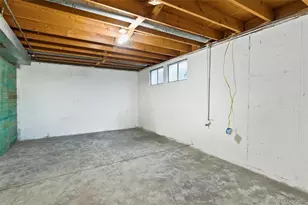 143 Oakland Ct, Aurora, CO 80011 - Photo 21