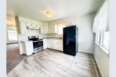 111 Douglas Street, Sterling, CO 80751 - Photo 5