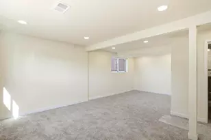 5528 Granby St, Denver, CO 80239 - Photo 23