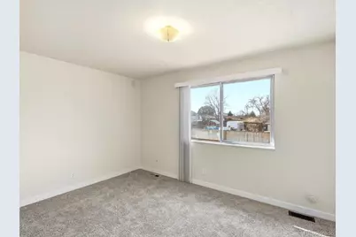 5528 Granby Street, Denver, CO 80239 - Photo 17