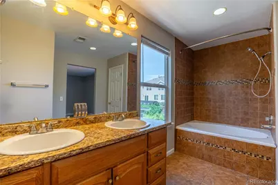 19365 E Lasalle Place, Aurora, CO 80013 - Photo 17