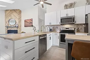 9574 W Elmhurst Pl, Littleton, CO 80128 - Photo 3