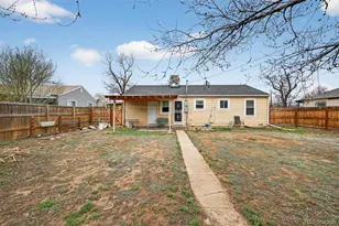 880 Lansing St, Aurora, CO 80010 - Photo 15