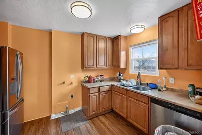 880 Lansing Street, Aurora, CO 80010 - Photo 5