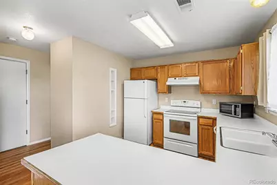 10411 Hyacinth Street, Littleton, CO 80129 - Photo 9
