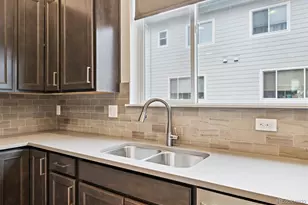 7812 W 43rd Pl, Wheat Ridge, CO 80033 - Photo 5