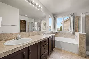 5543 Hannibal Ct, Denver, CO 80239 - Photo 23