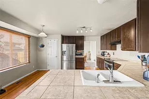 5543 Hannibal Ct, Denver, CO 80239 - Photo 11