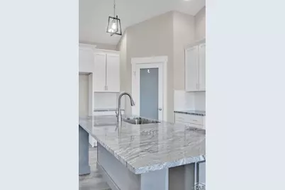 866 E Snyder Drive, Pueblo, CO 81007 - Photo 11