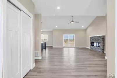 866 E Snyder Drive, Pueblo, CO 81007 - Photo 3