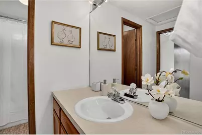 2082 S Helena Street #A, Aurora, CO 80013 - Photo 23